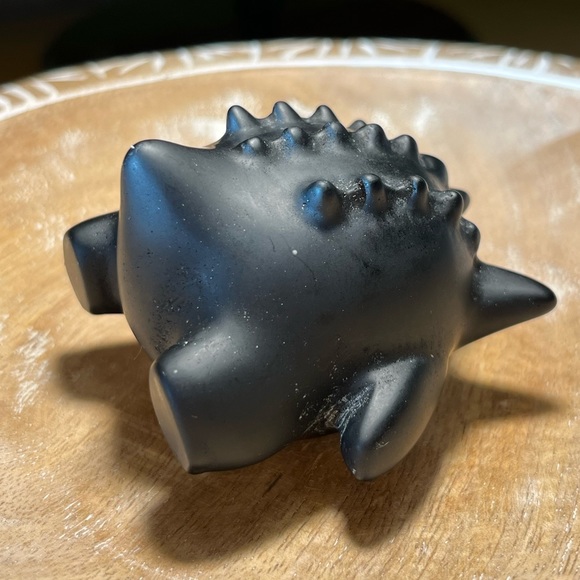 Natural Black Obsidian Quartz Crystal Carved Pokémon Gengar Figurine - Picture 8 of 13